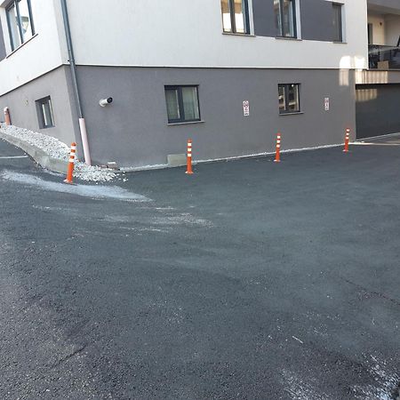Buna Ziua Apartment Tonitza Nic. Cluj-Napoca Buitenkant foto