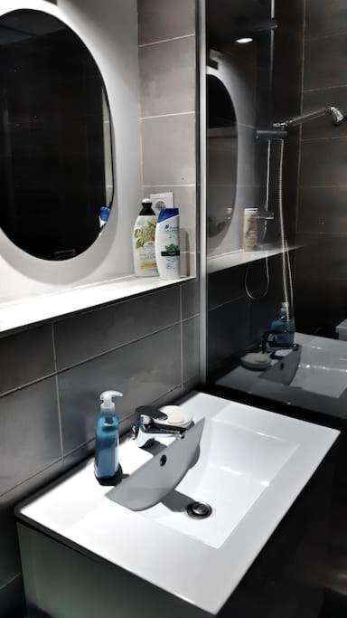 Buna Ziua Apartment Tonitza Nic. Cluj-Napoca Buitenkant foto